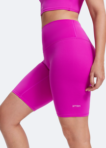 Sculpting Fit Pilates Shorts