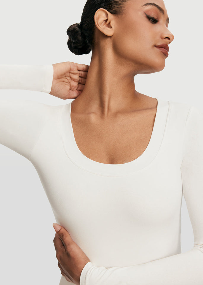 Scoop Neck Long Sleeve Top