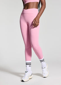 V-Cut Scrunch Leggings