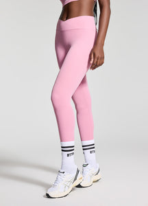 V-Cut Scrunch Leggings