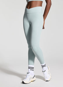 V-Cut Scrunch Leggings