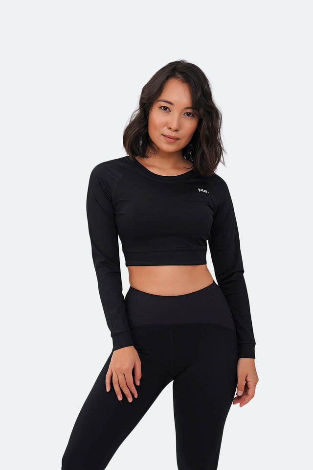 Cropped Long Sleeve Total Black